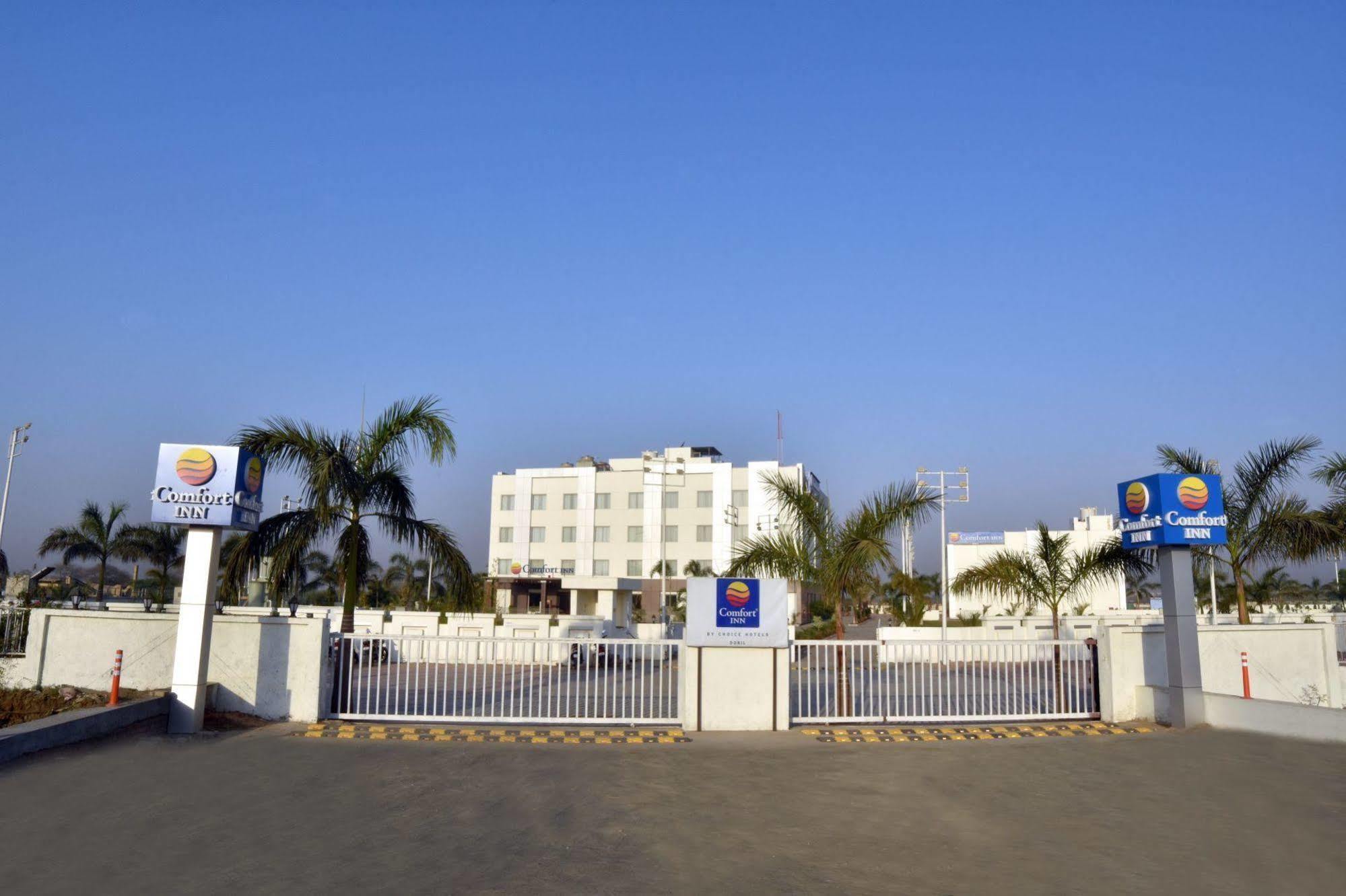 Comfort Inn Donil Vadodara Exterior foto